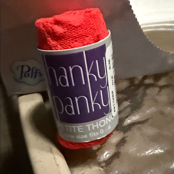 Hanky Panky petite thong size 0-4 - Picture 6 of 6